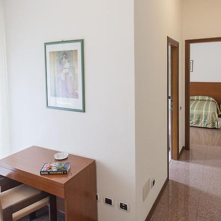 Hotel Rossini Tabiano Terme Buitenkant foto