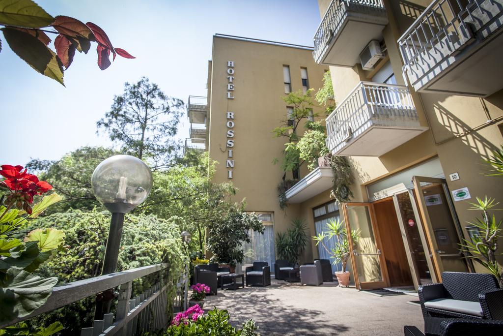 Hotel Rossini Tabiano Terme Buitenkant foto